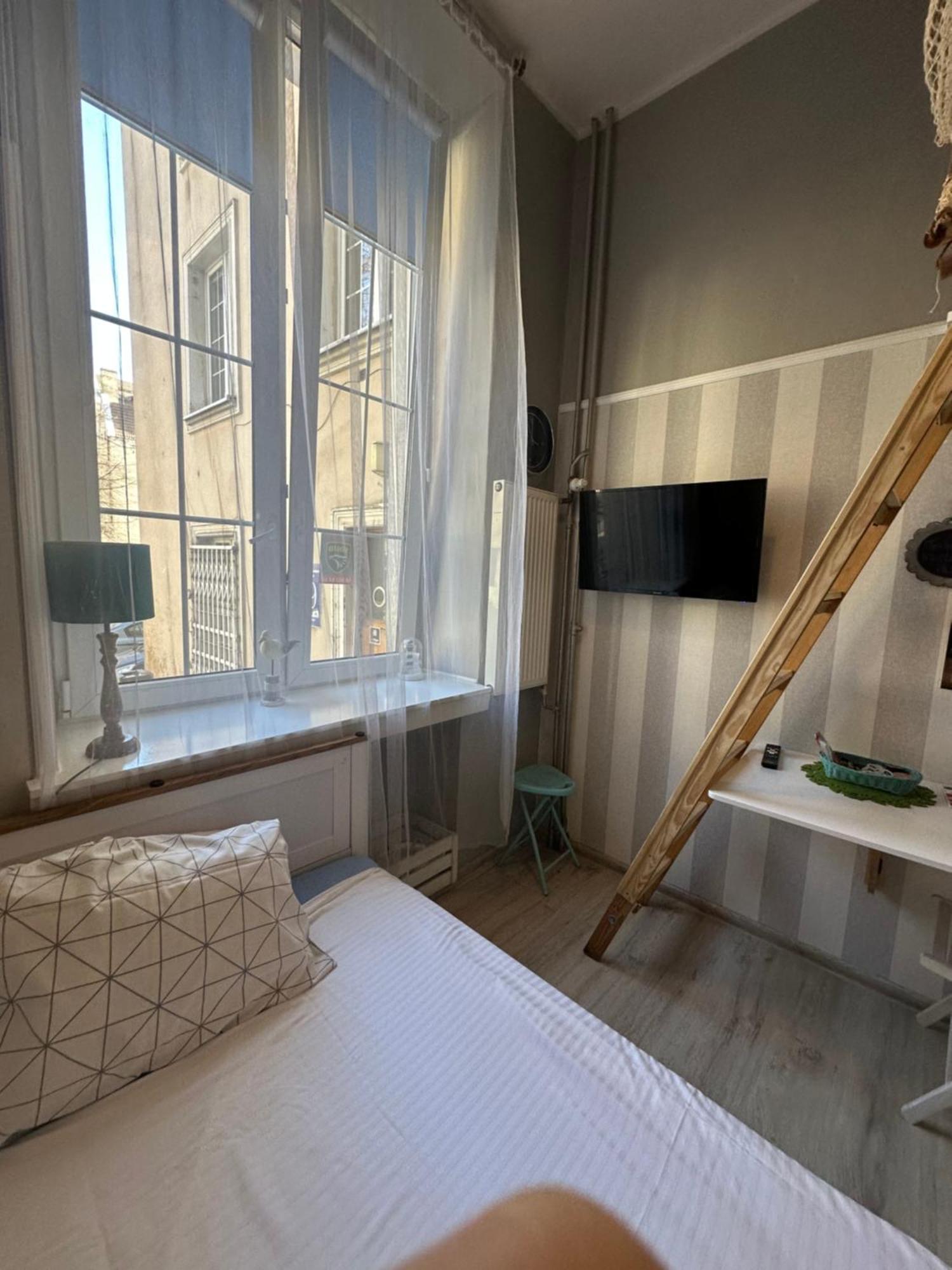 Przytulna Kawalerka Z Antresola W Sercu Gdanska Exteriér fotografie